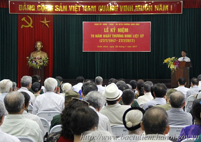 Phường Xuân Đỉnh biểu dương gia đình chính sách tiêu biểu